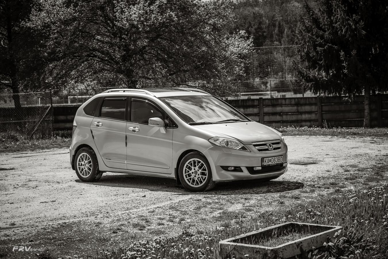 Honda FR-V in Honda FRV Garage
